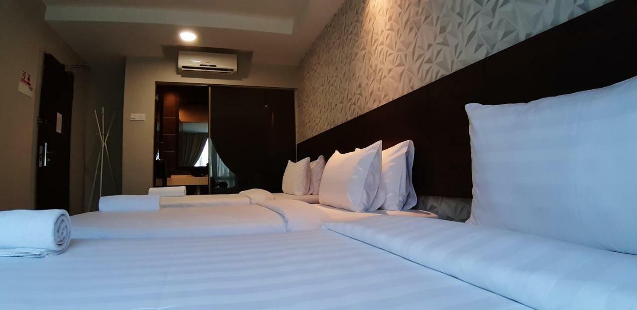 Hotel Miico @ Mount Austin 3*