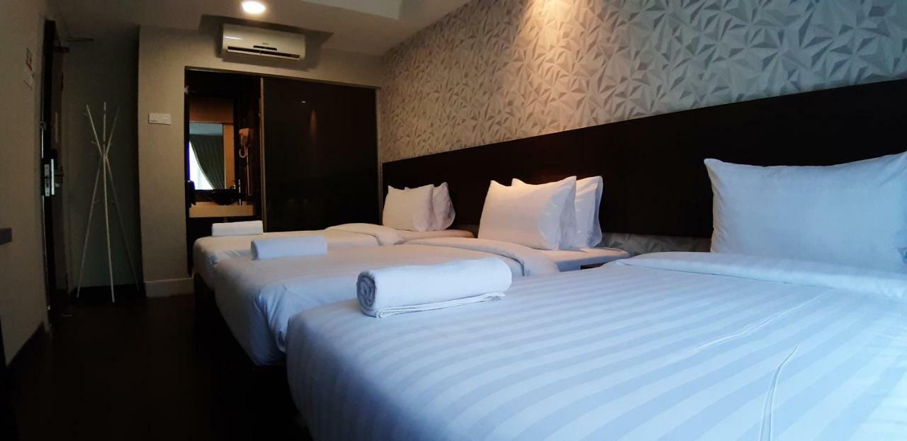 Hotel Miico @ Mount Austin 3*